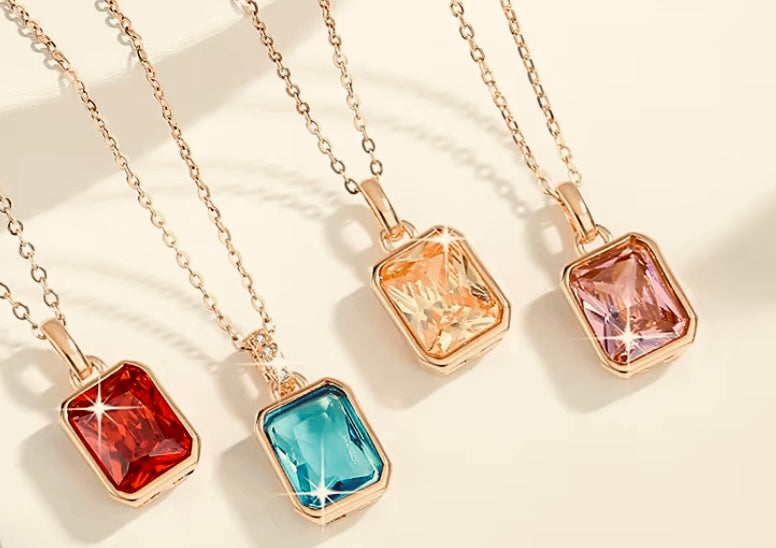 18K Solid Gold Pendent