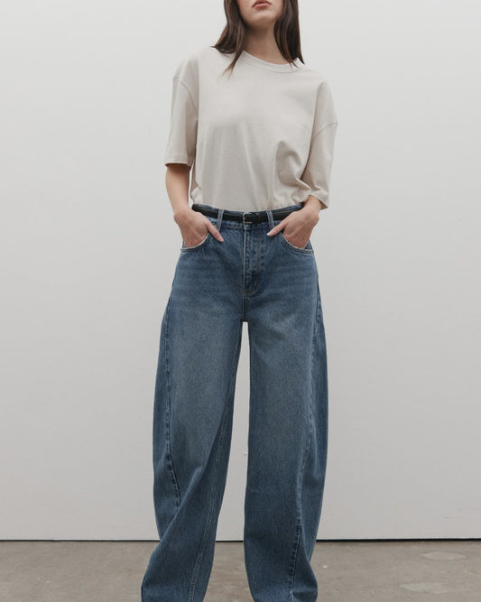 Brooklyn Barrel Leg Jean - True Blue
