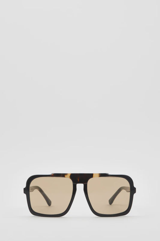 BLACK GRADIENT