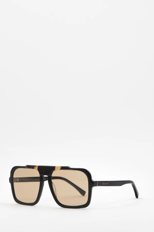 BLACK GRADIENT