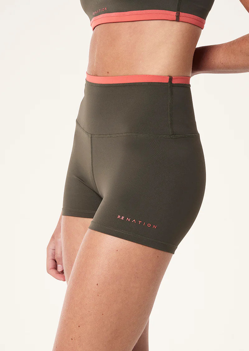 Vita 2.5" Bike Short - Tarmac